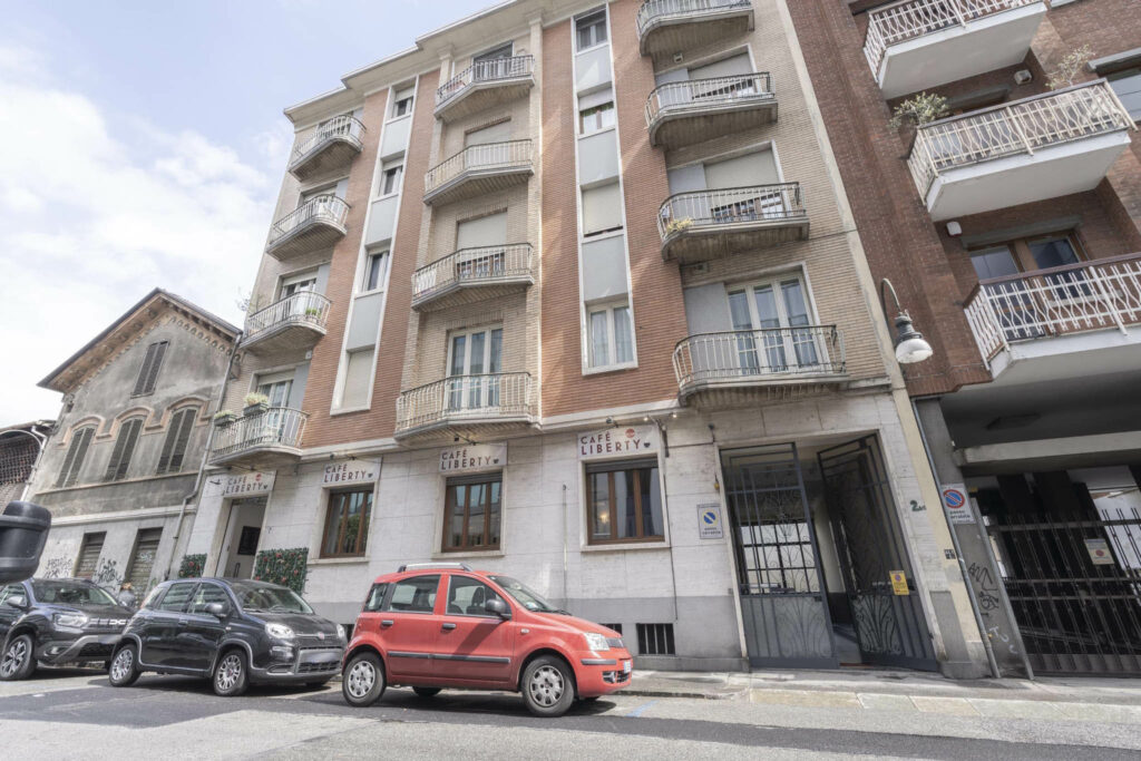 Quadrilocale in cit turin con posto auto