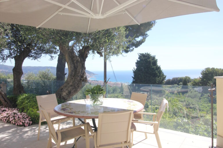 Splendida villa vista mare